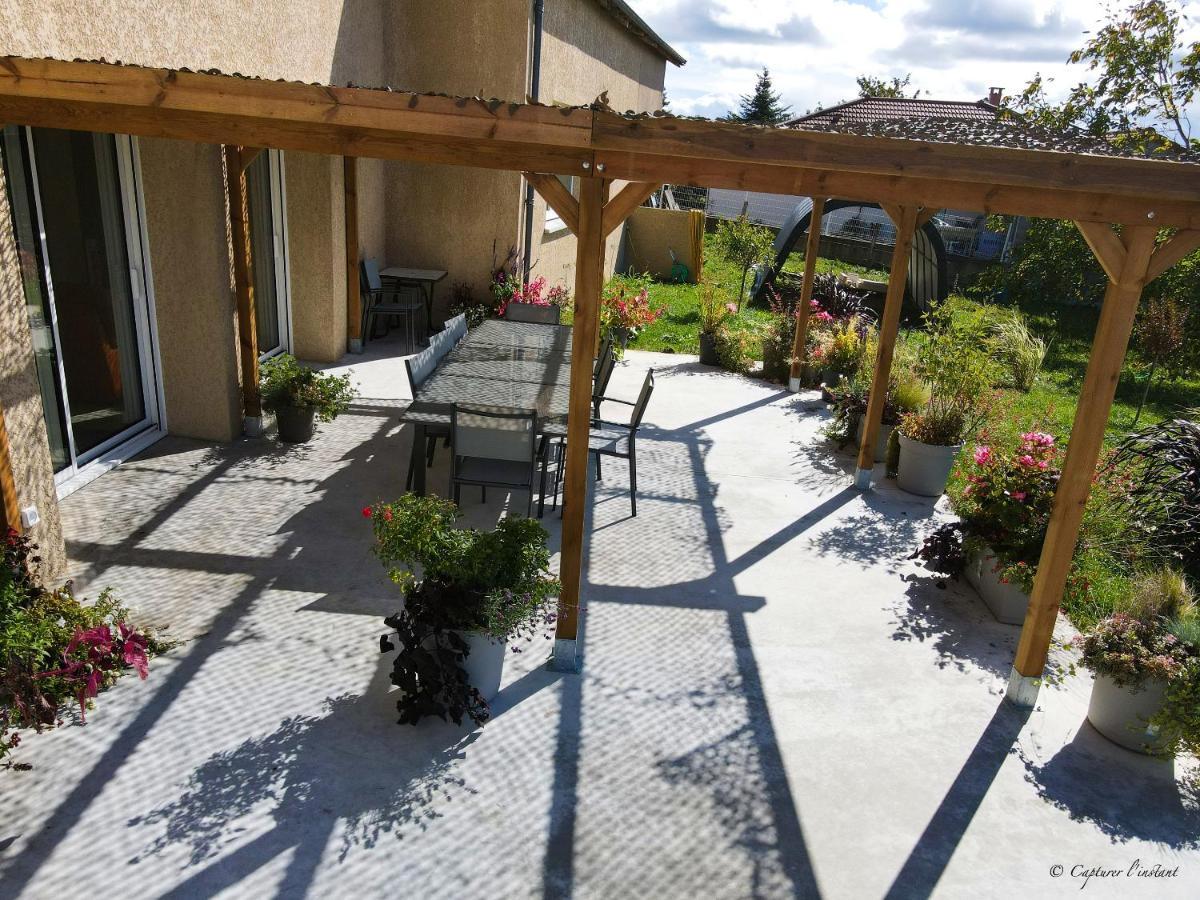 Villa Elegante A Panissieres Avec Piscine Privee 外观 照片
